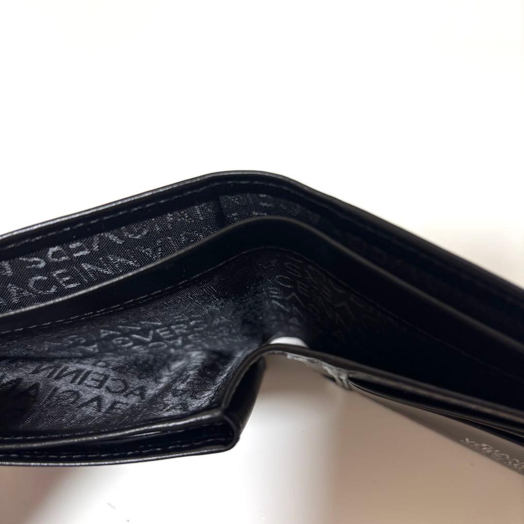 【新品】ジャンニヴェルサーチ 二つ折り財布 メデューサ　ブラック