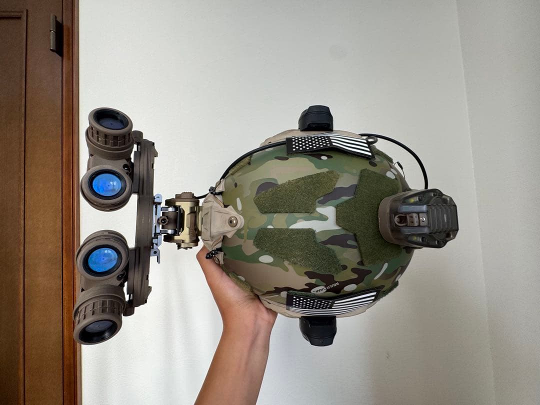 fast sf helmet マルチカム　ナイトビジョンセット