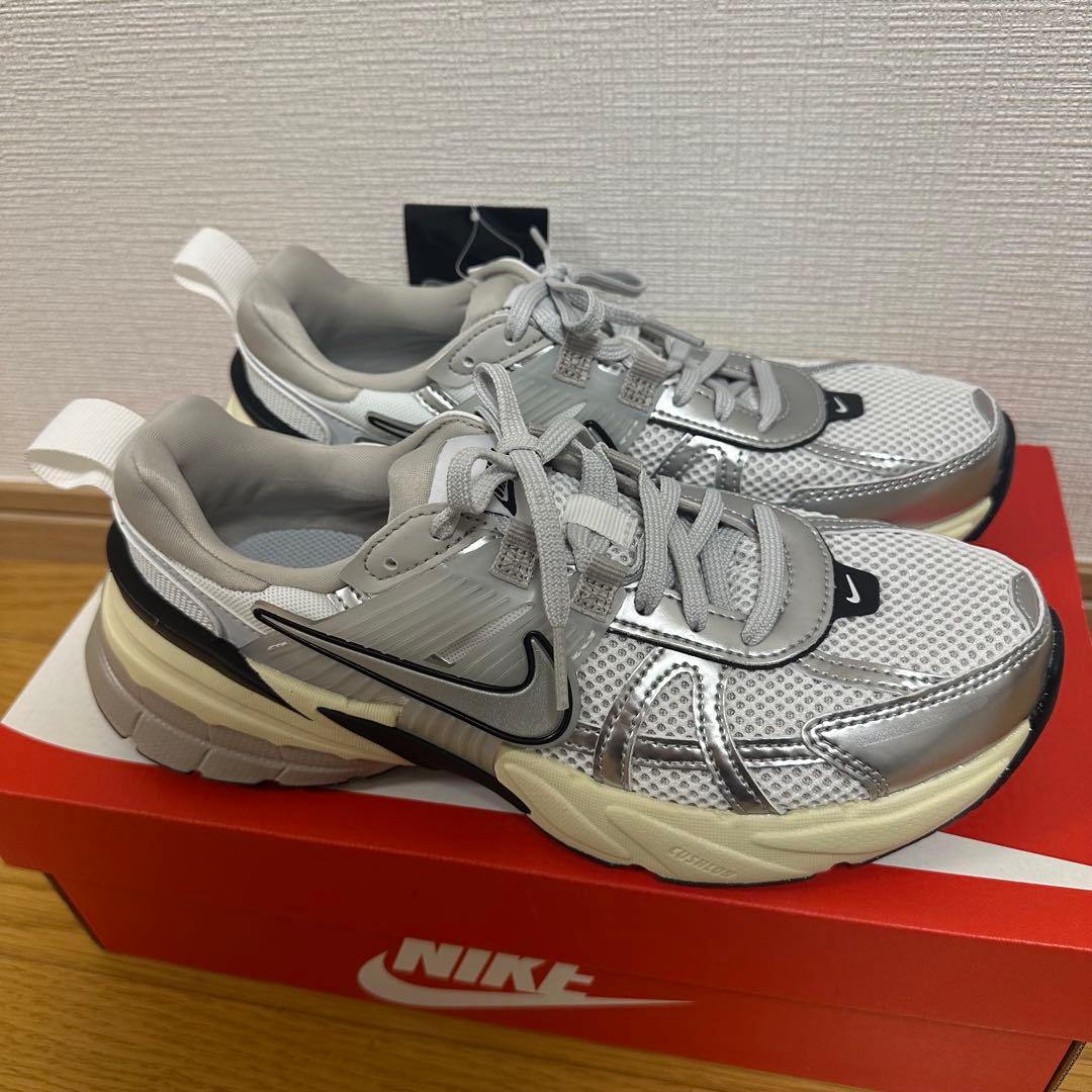 メルちゃん【新品】NIKE FD0736-100
