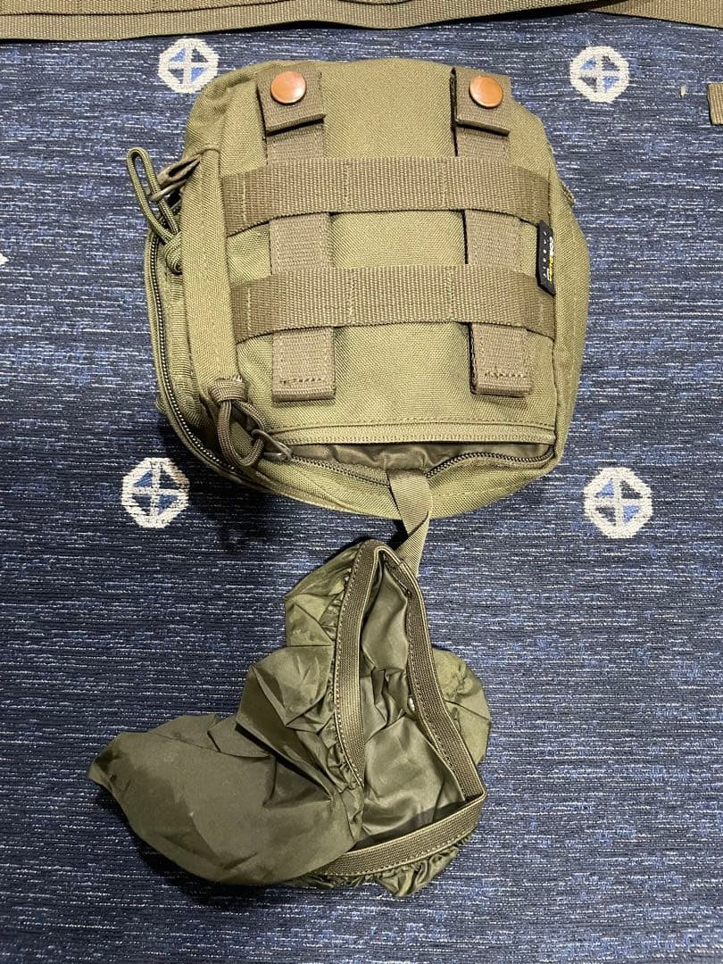 TASMANIAN. TIGER ウォーリアーベルトとポーチセット　まつ