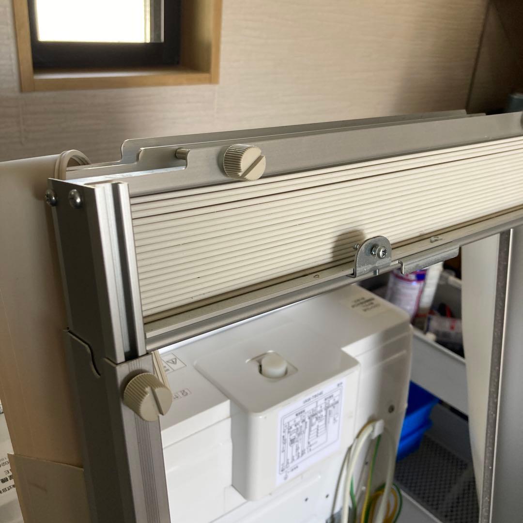 コロナ窓用エアコン CW-F1622R/ 延長枠付き