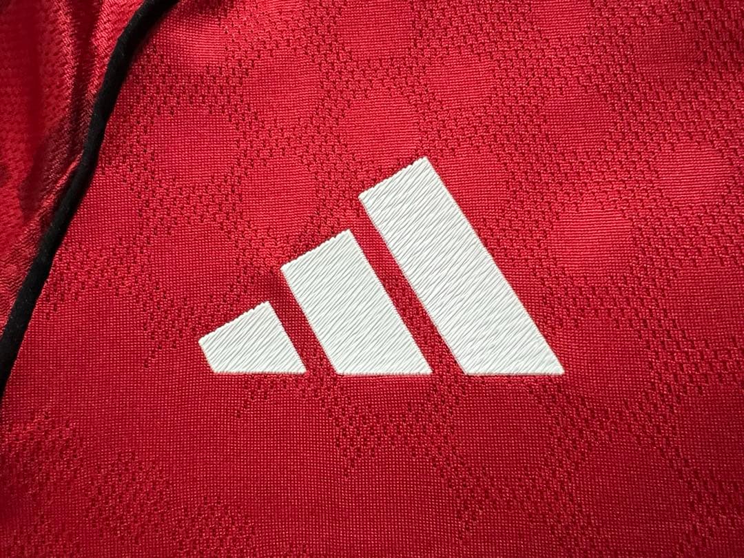 adidas マンチェスター ユナイテッド 2025-26 ホーム ユニフォーム