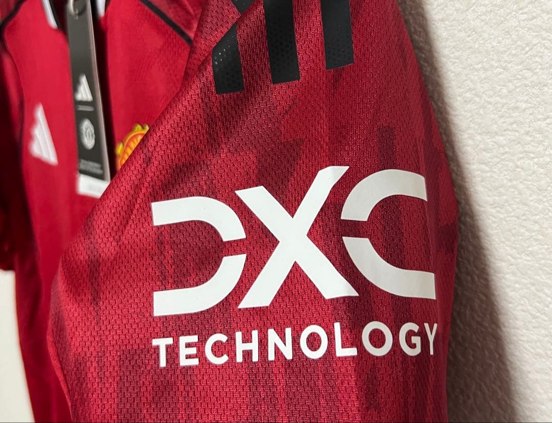 adidas マンチェスター ユナイテッド 2025-26 ホーム ユニフォーム