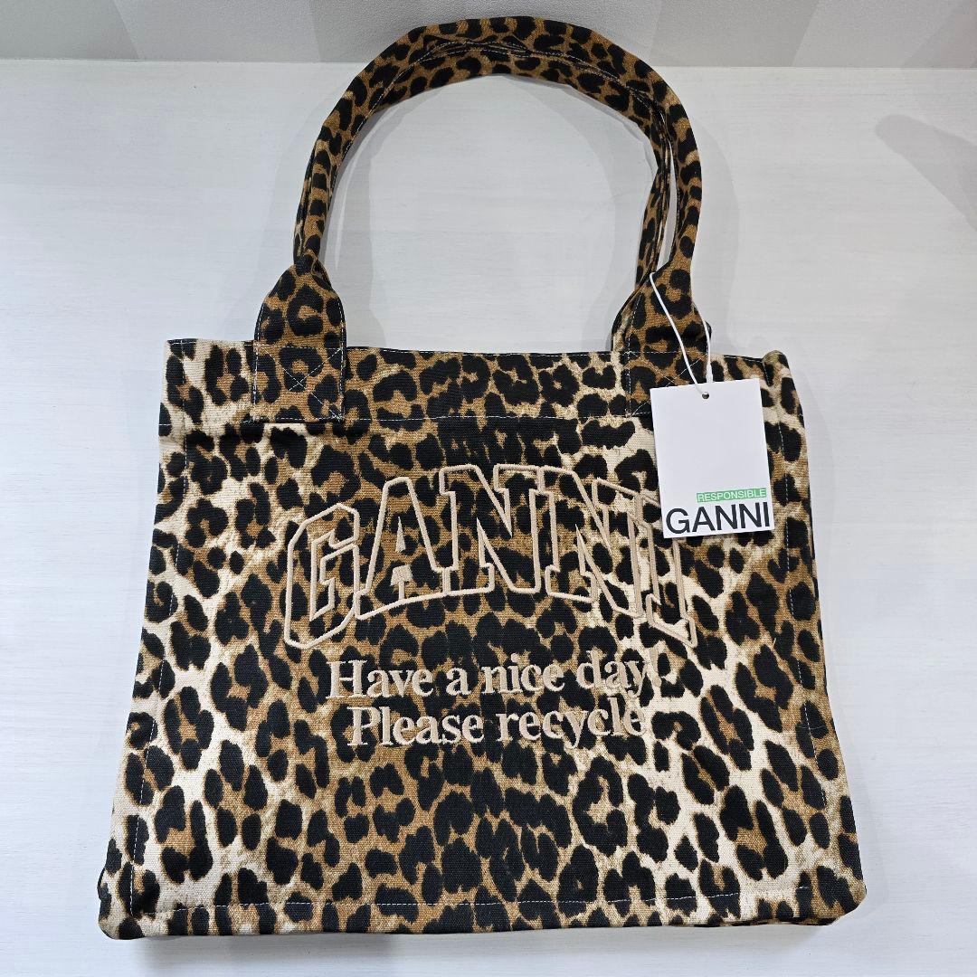 新品未使用　GANNI ヒョウ柄 タグ付きトートバッグ
