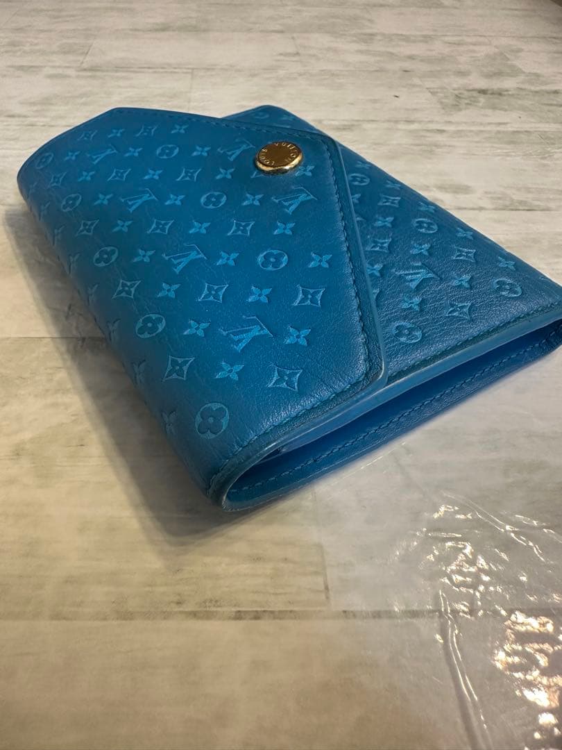 ルイヴィトンレディースポルトフォイユヴィクトリーヌナノグラム