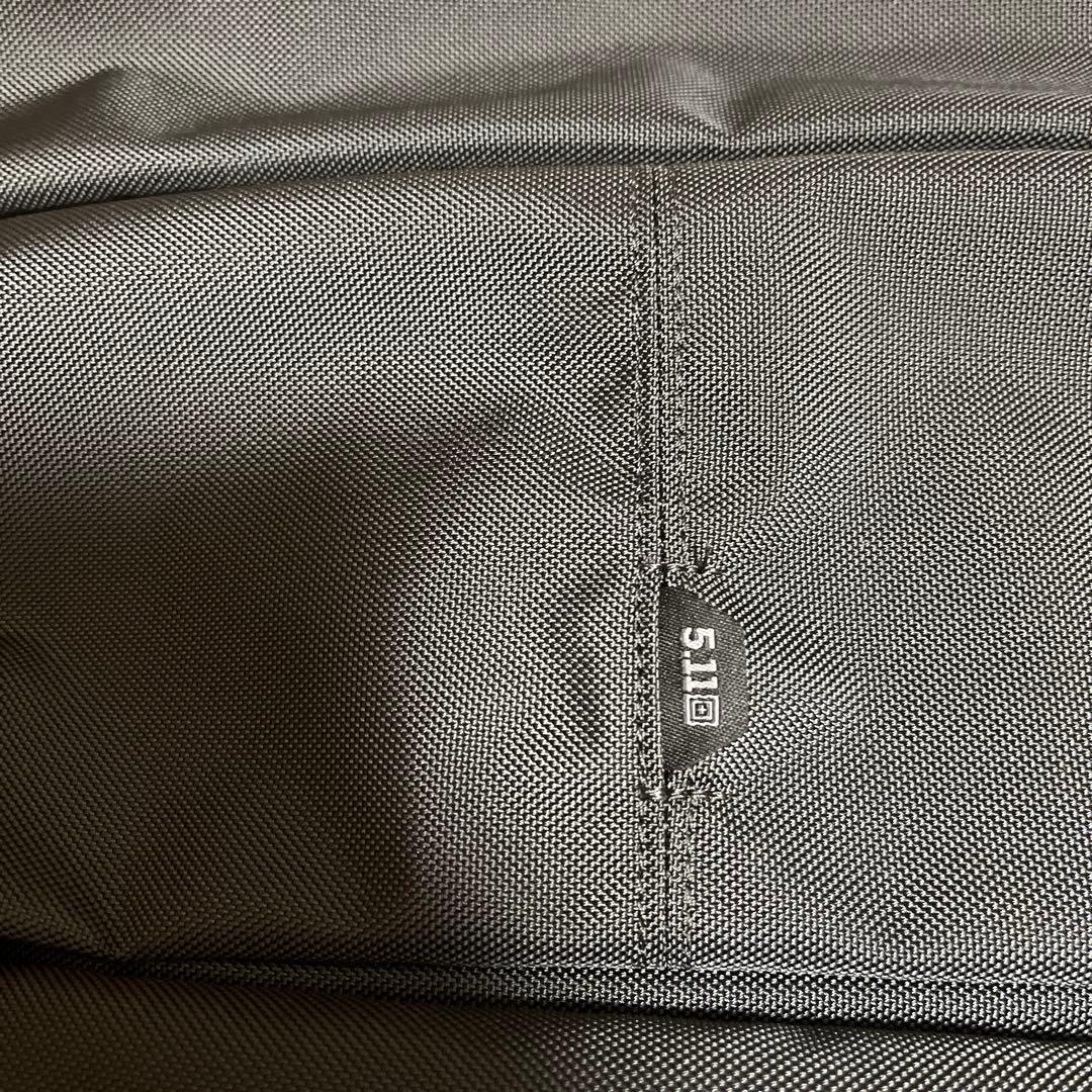 5.11タクティカル　56701LV10 2.0 グレー　スリングバックパック