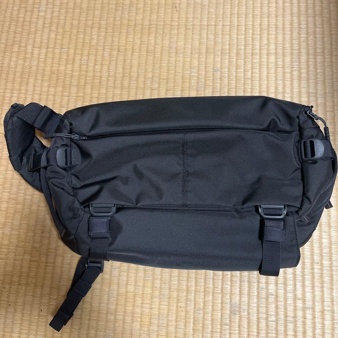 5.11タクティカル　56701LV10 2.0 グレー　スリングバックパック
