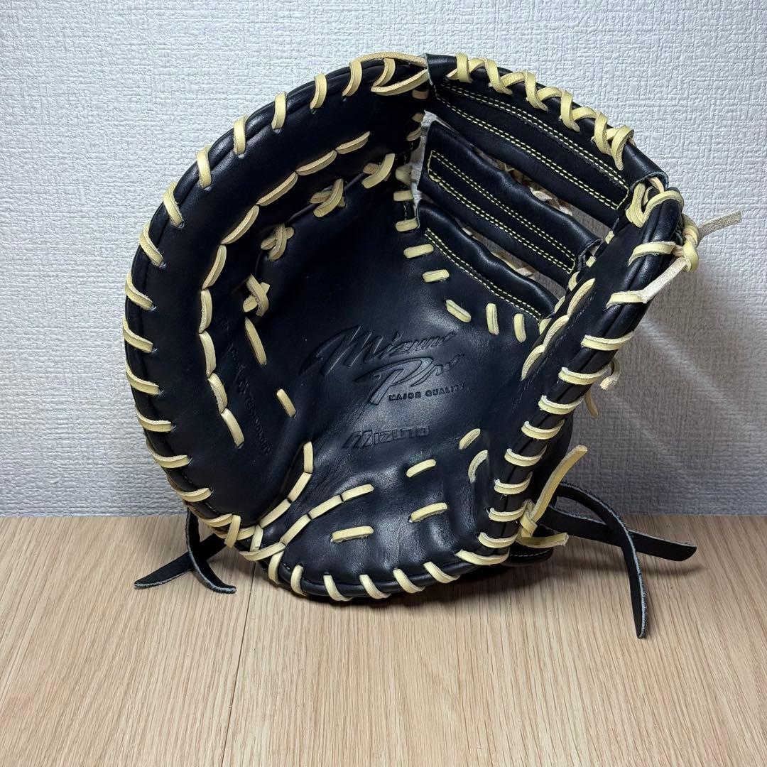 新品 型付済Mizuno ミズノプロ 軟式 ファーストミット 小指2本 左投げ