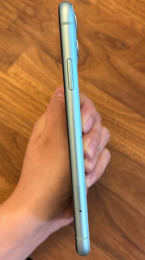 iPhone11(64GB)グリーン