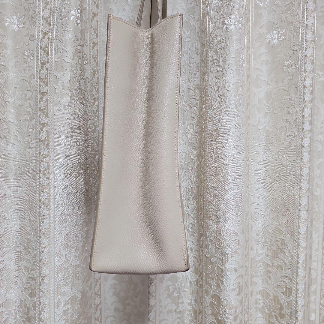 MIU MIUトートバッグ