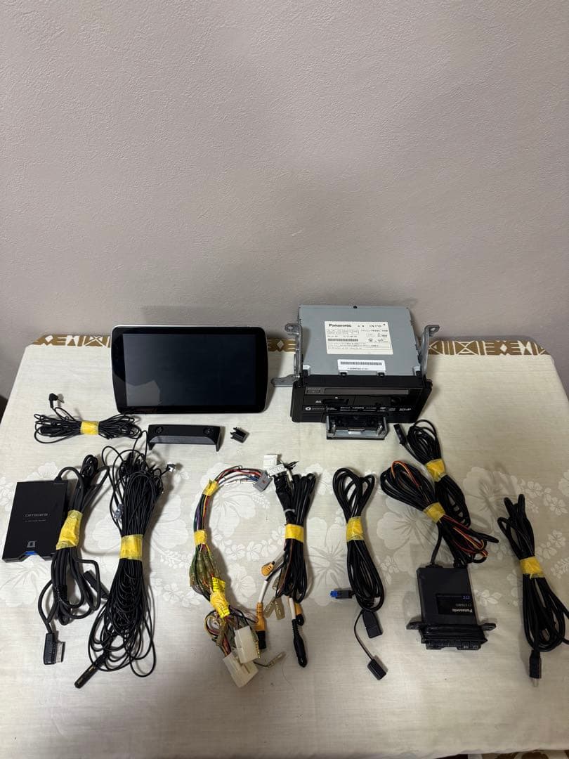 Panasonic CN-F1D 地図カードは紛失のため付属しません。.