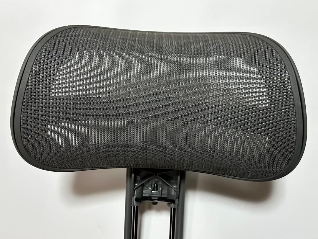 アーロンチェアリマスタード用 atlus製ヘッドレスト カーボンカラー