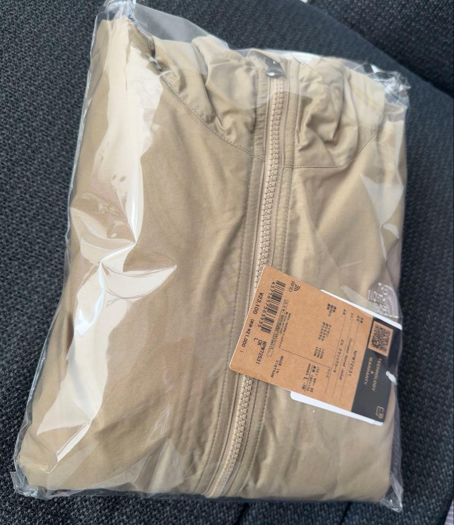 新品　ノースフェイス　コンパクトノマドジャケット　Lサイズ　！