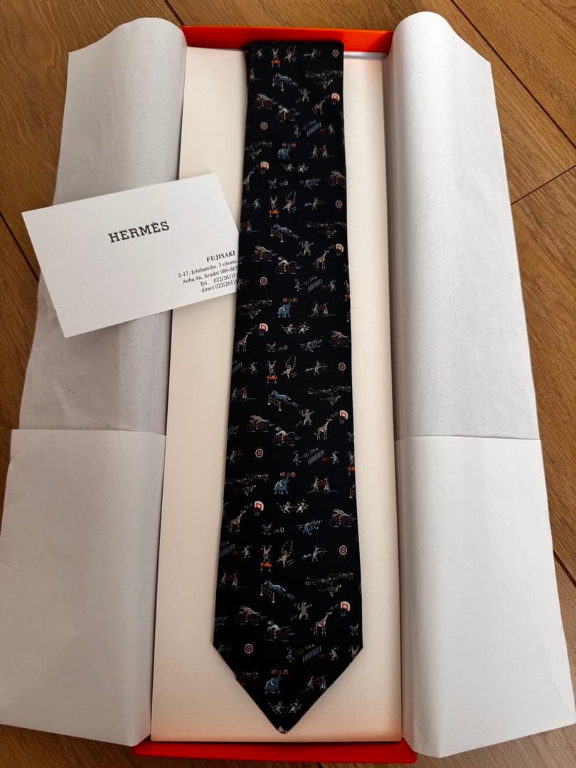 HERMÈS ネイビー　ネクタイ　新品未使用