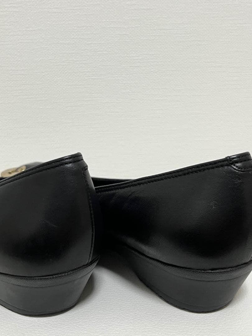 未使用級☆ REGAL ビッグ バックル レザー フラット パンプス 黒 23