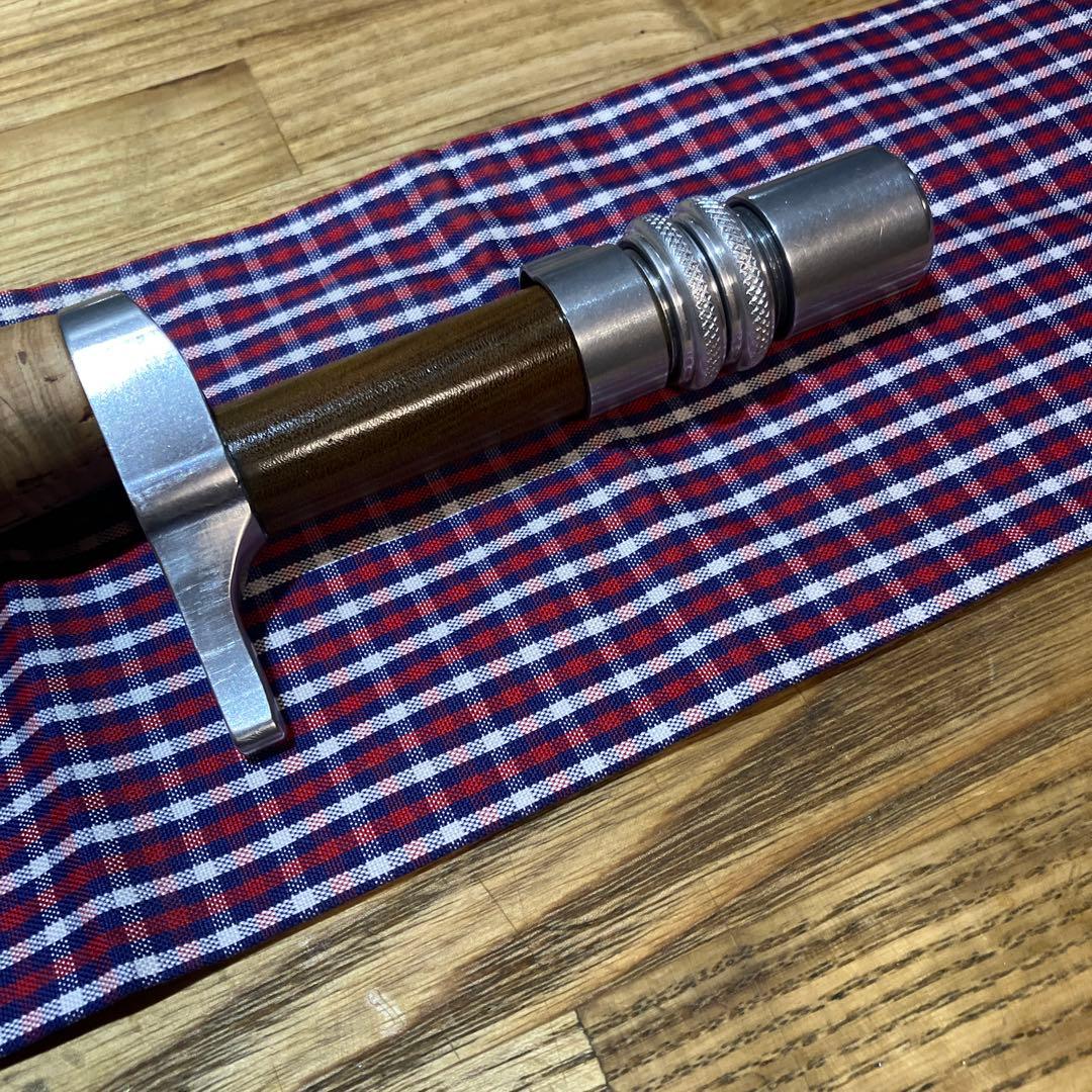 ク*7様 ブライトリバー x キネヤ トラウトグリップ