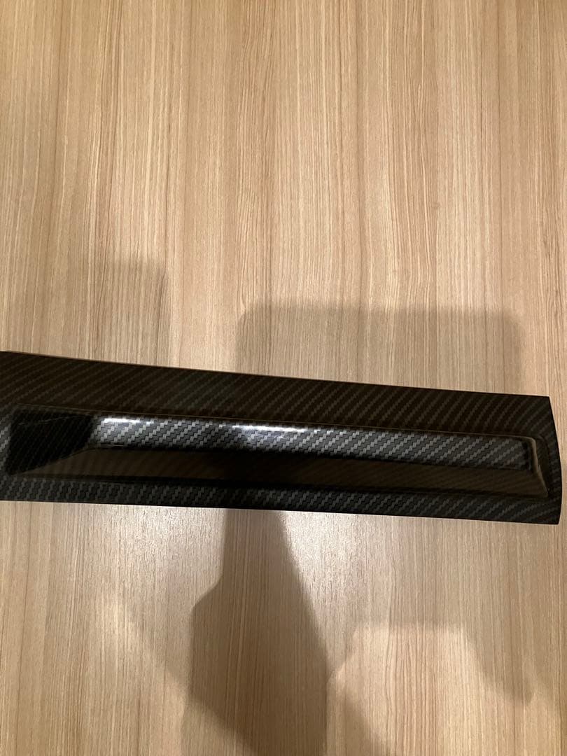 キャラバン Body Lineダッシュパネル【ボディーライン】used カーボン