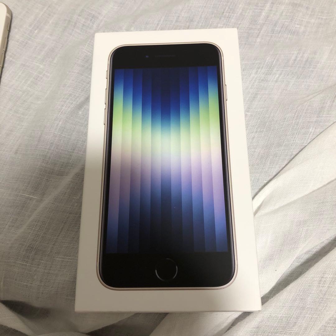 Apple iPhone SE (第3世代) 本体