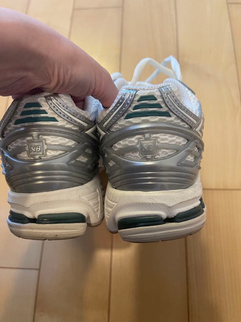 美品☆new balance☆1906☆シルバー