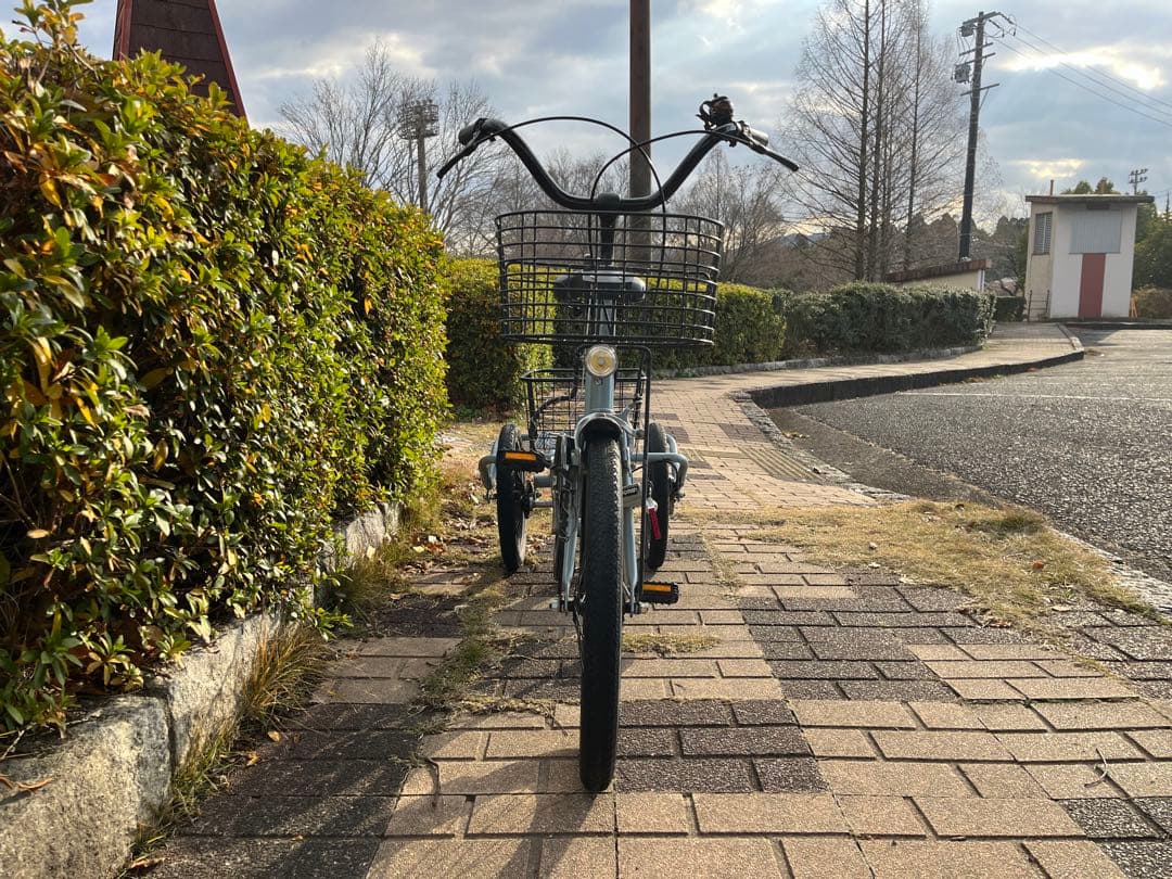 三輪自転車「洗車、コーティング済み」