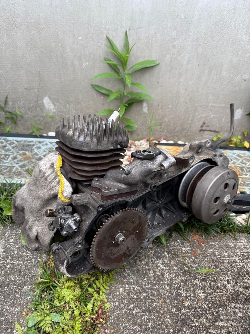 AF18E ディオ　縦型エンジン　af27 af28