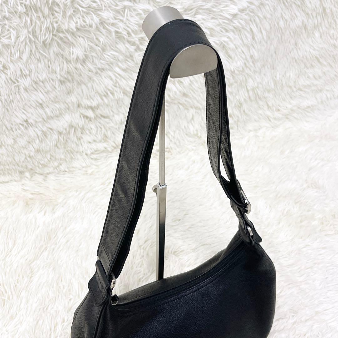 極美品 Longchamp ロンシャン ワンショルダー オールレザー 三日月