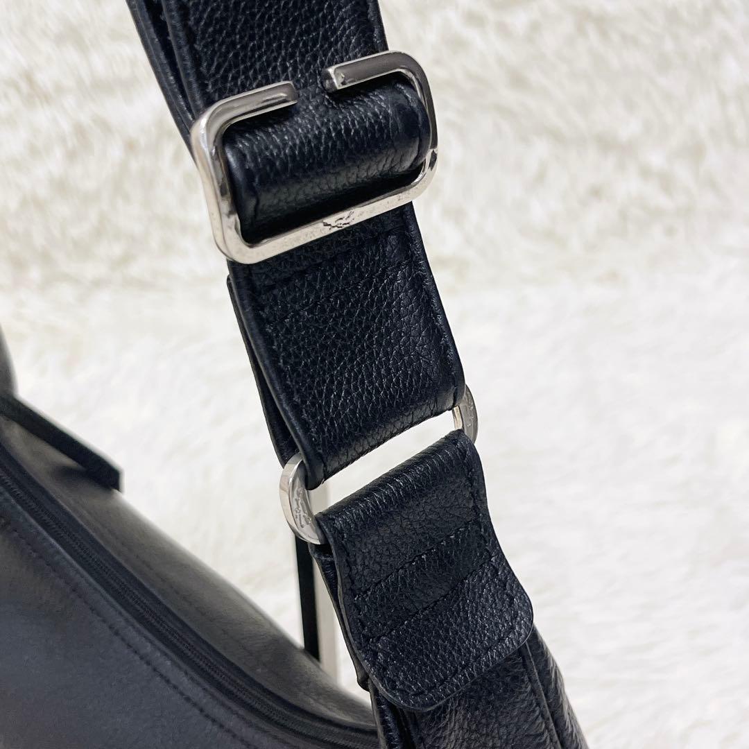 極美品 Longchamp ロンシャン ワンショルダー オールレザー 三日月