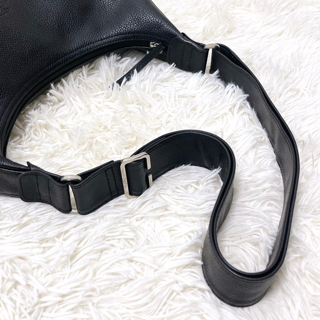 極美品 Longchamp ロンシャン ワンショルダー オールレザー 三日月