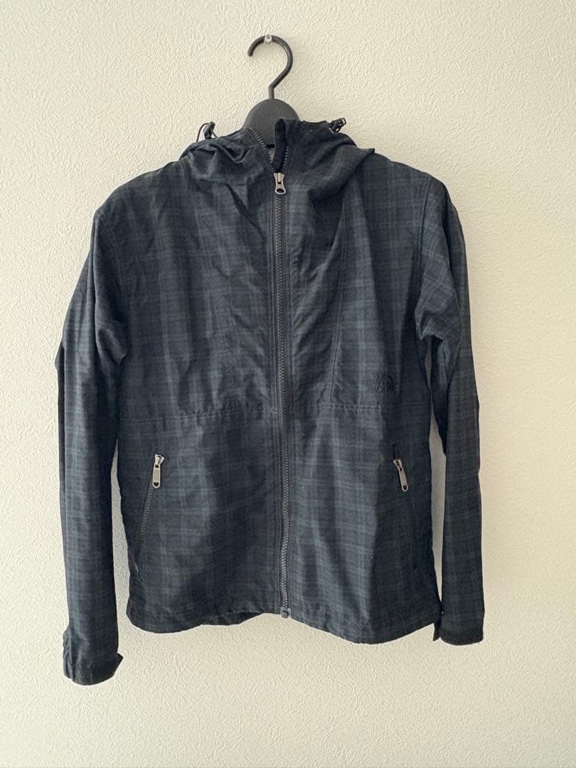 THE NORTH FACE ウィンドブレーカー 黒チェック