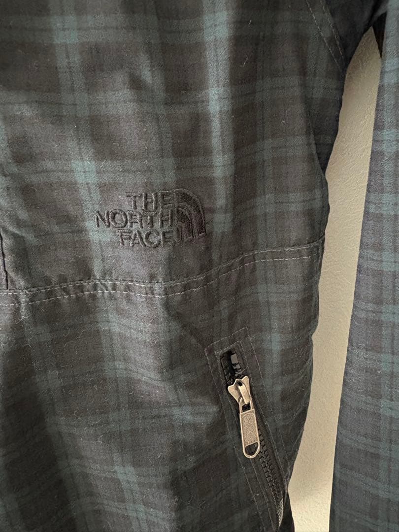 THE NORTH FACE ウィンドブレーカー 黒チェック