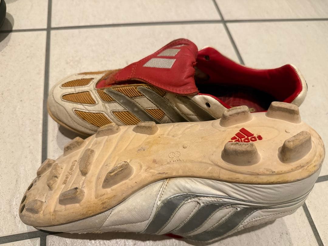 adidas プレデタープレシジョン