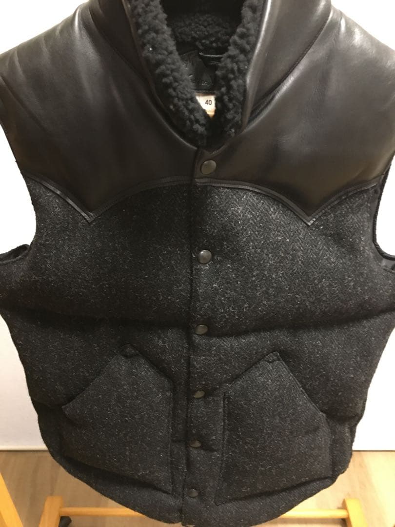 rockymountainfeatherbed ×ハリスツイード　ダウンベスト