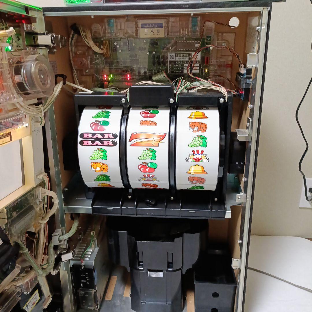 【動作確認済み】パチスロ　実機　マイジャグラー2　データカウンター付き