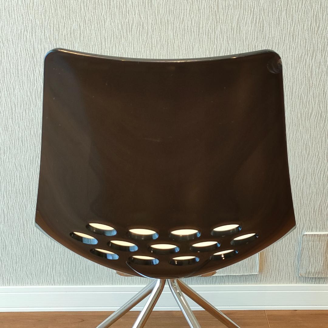 カリガリス　コヌビアジャム　デザイナーズチェア