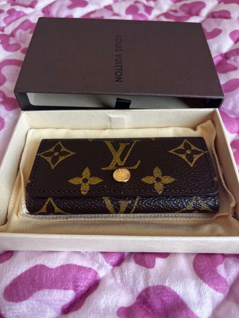 ルイヴィトン キーケース