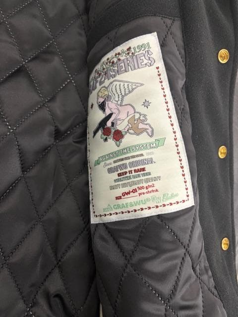 【Ｂ品ドットボタン不良】GRAF&WU音符サガラ刺繍ドンキー衿中綿スタジャン