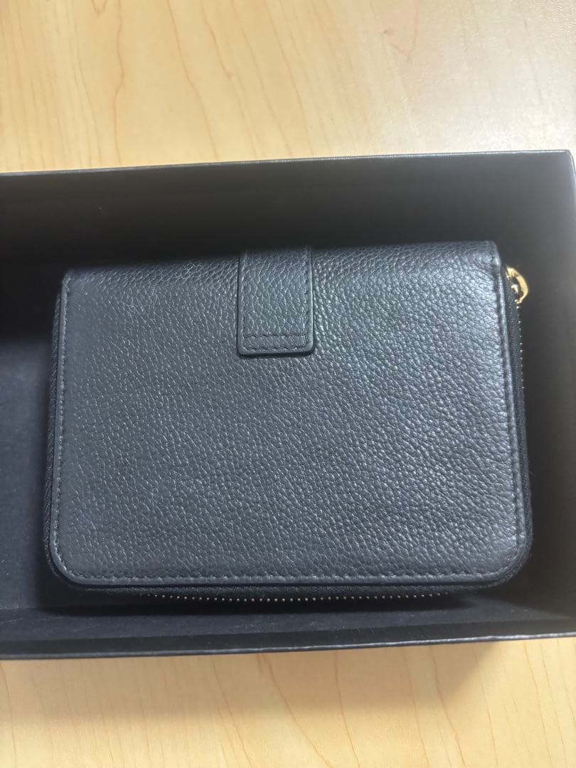 SAINT LAURENT サンローラン 二つ折り財布
