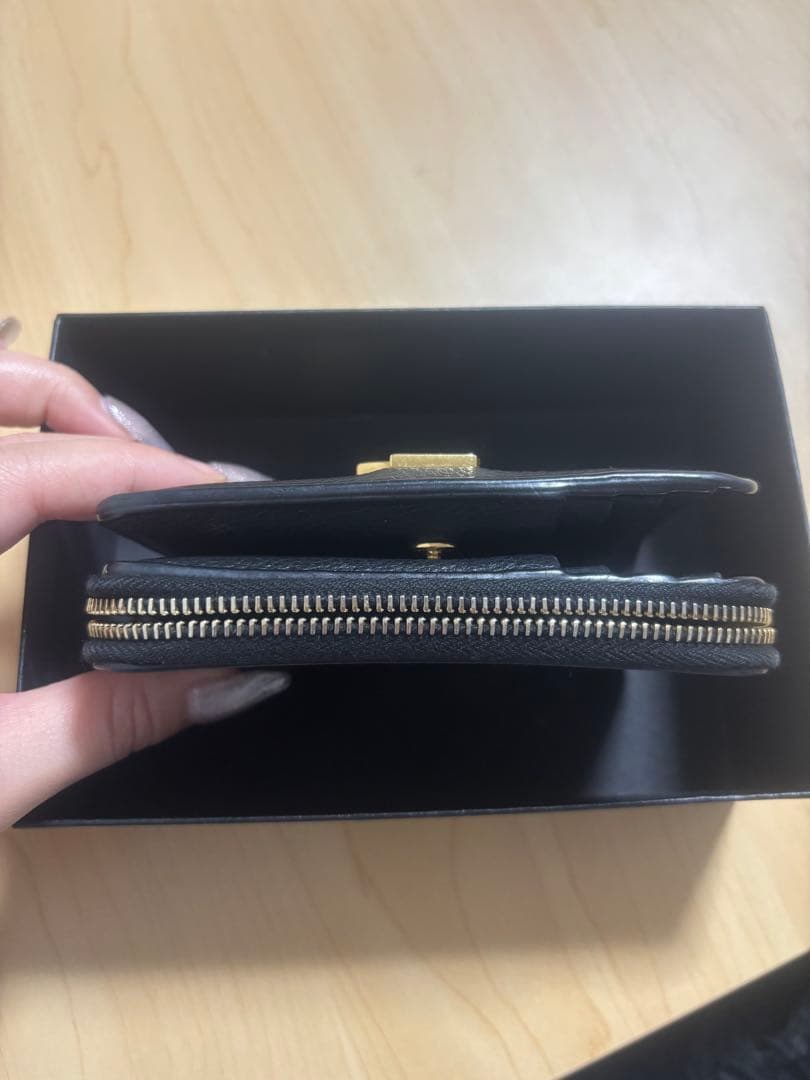 SAINT LAURENT サンローラン 二つ折り財布