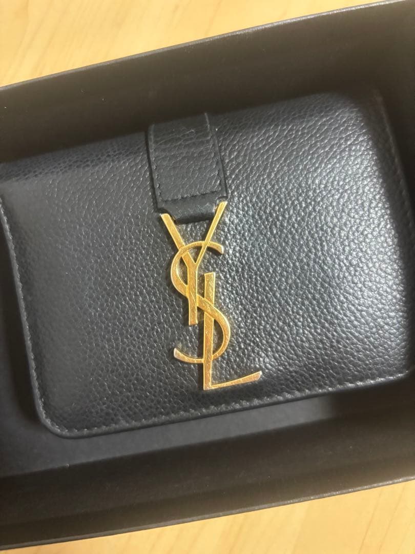 SAINT LAURENT サンローラン 二つ折り財布