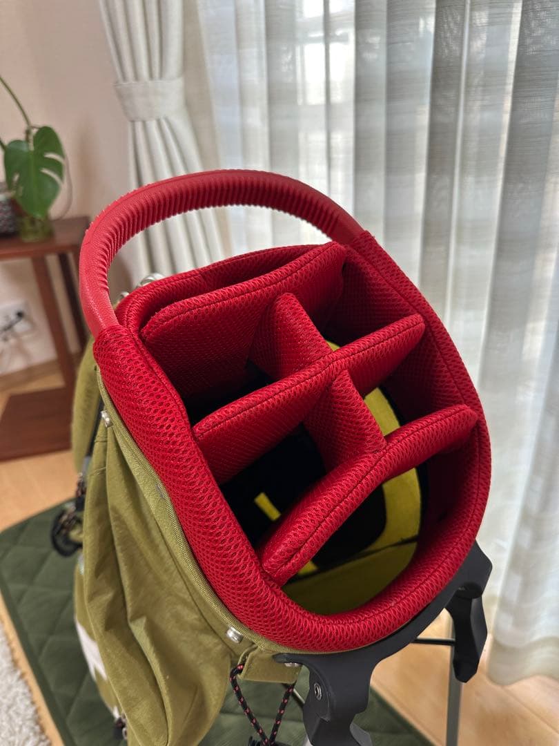 ONOFF 軽量オリーブグリーンキャディバッグ