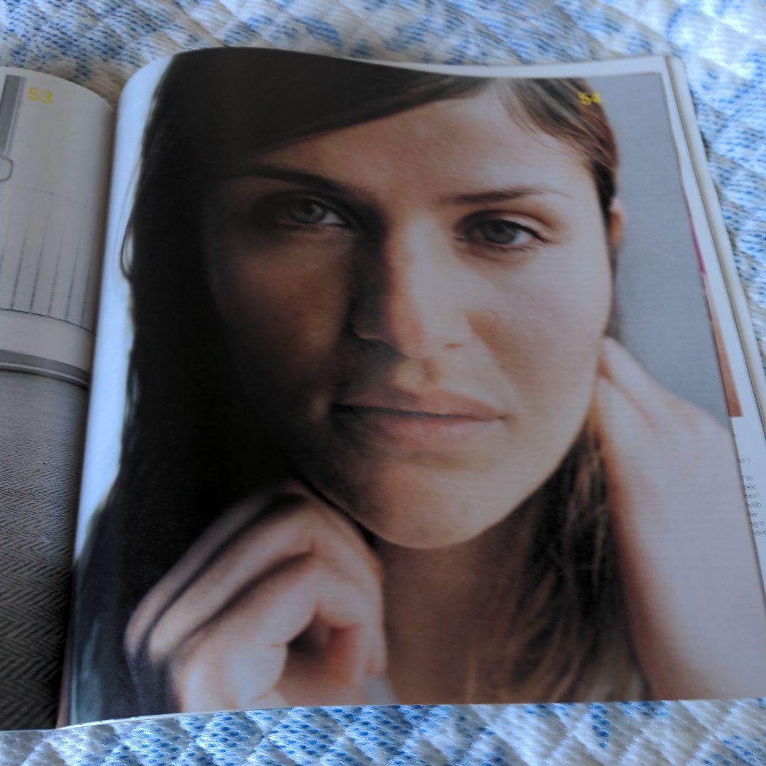 bikini　helena christensen