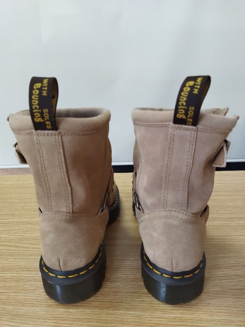 紺*野様 Dr. Martens ベージュ スエード ワークブーツ　アンクルブー