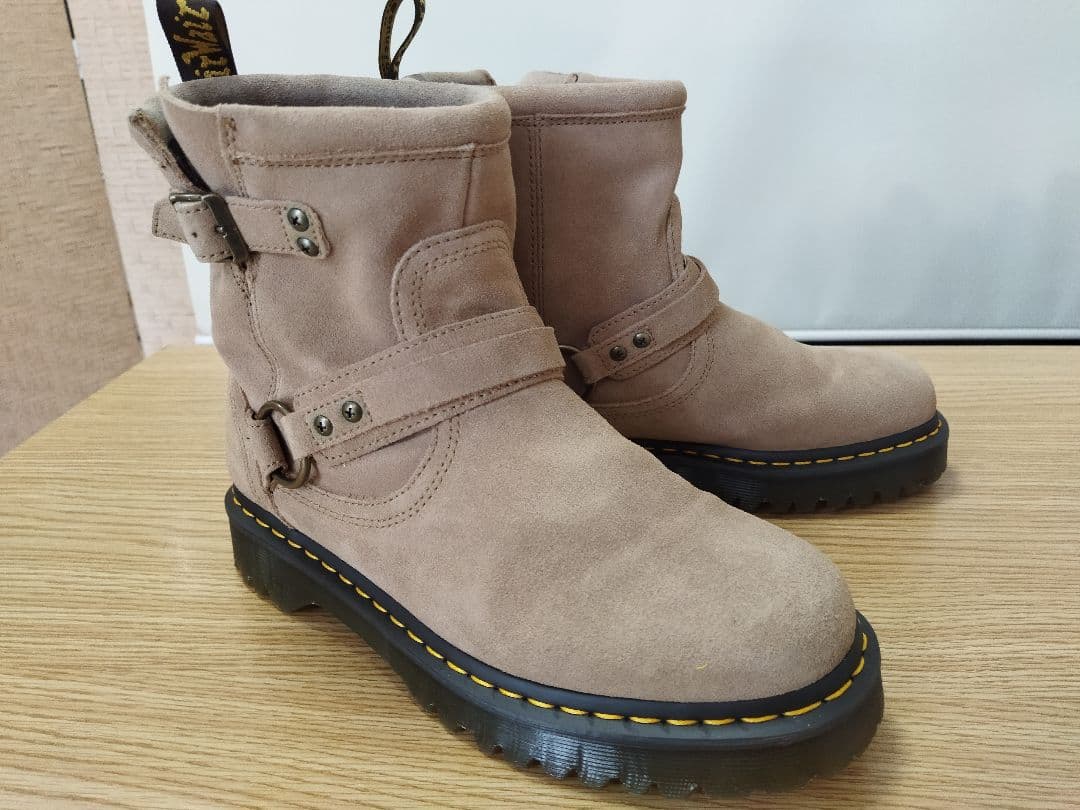 紺*野様 Dr. Martens ベージュ スエード ワークブーツ　アンクルブー