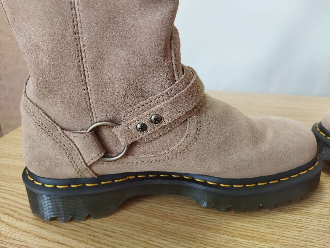 紺*野様 Dr. Martens ベージュ スエード ワークブーツ　アンクルブー