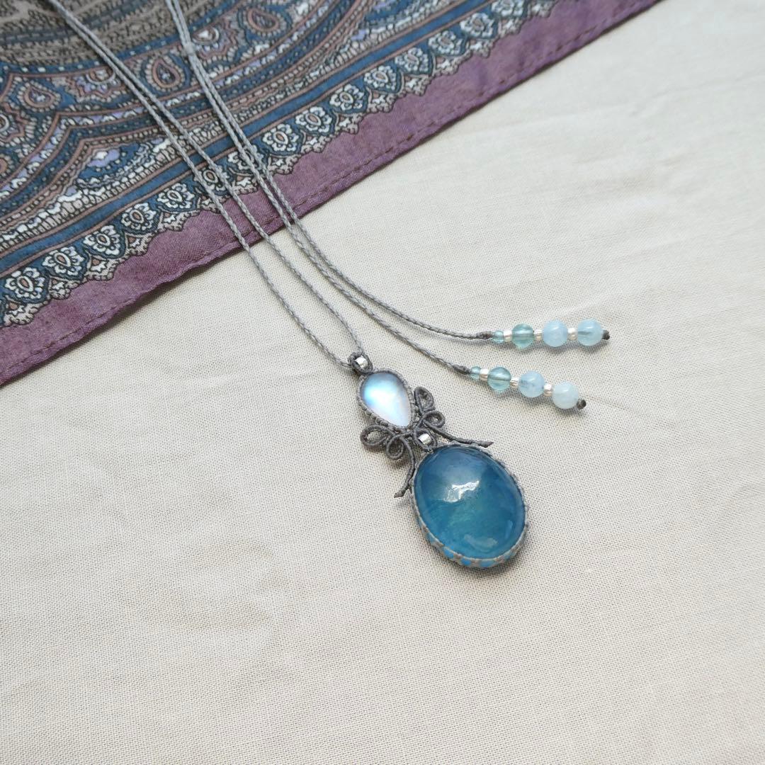 宝石質ムーンストーン・アクアマリンのマクラメネックレス