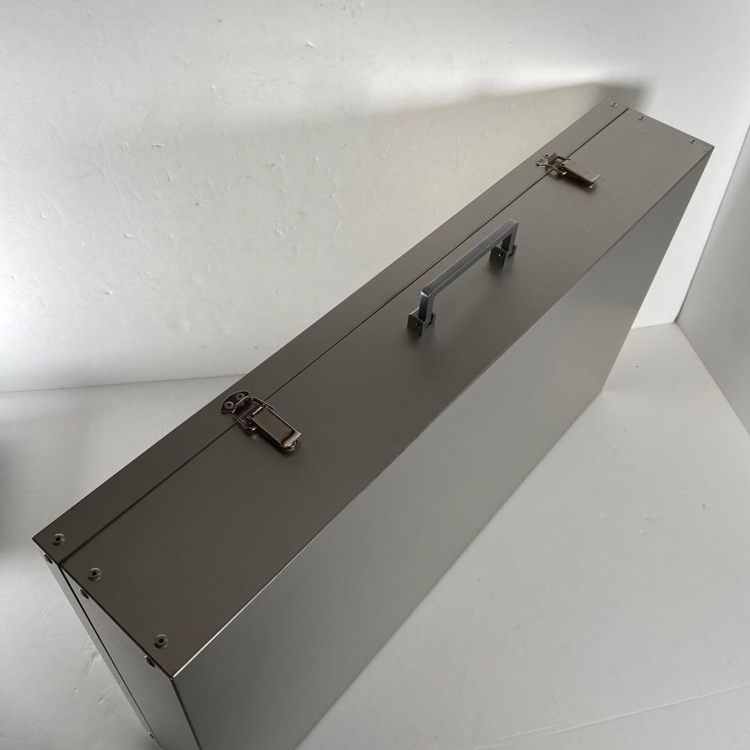 ソウメイ　アタッシュケース　ル　セクストゥール　レッド　ブラック　プラチナ