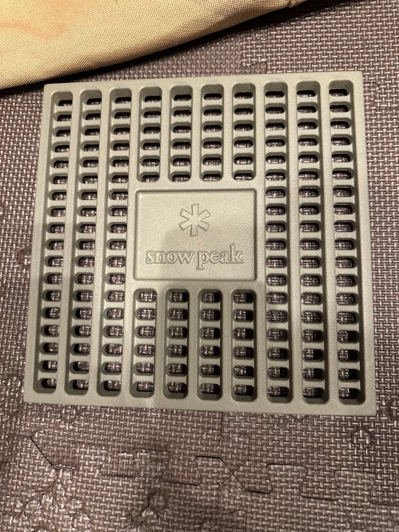 スノーピーク 焚き火台Mスターターセット　新品未使用【あやかじ】15時まで