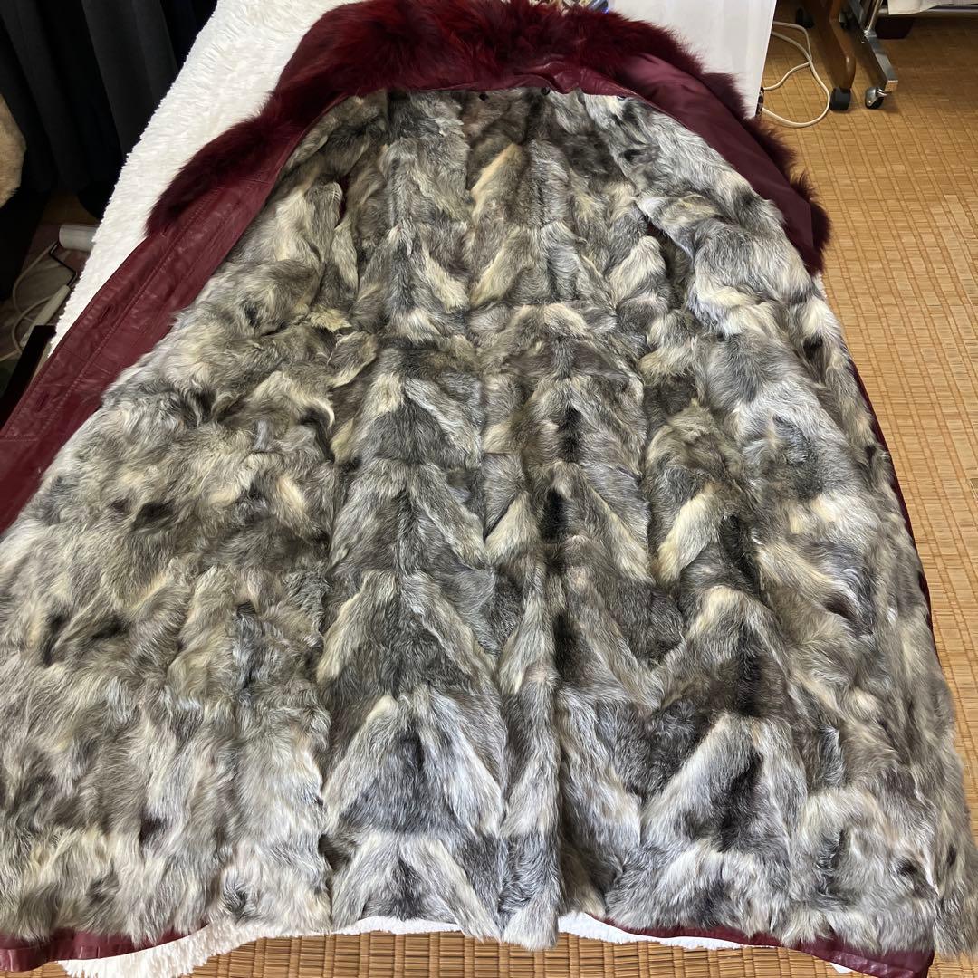 バーガンディ 羊皮コートフォックスファー付き　インナーはラビット取り外し可能