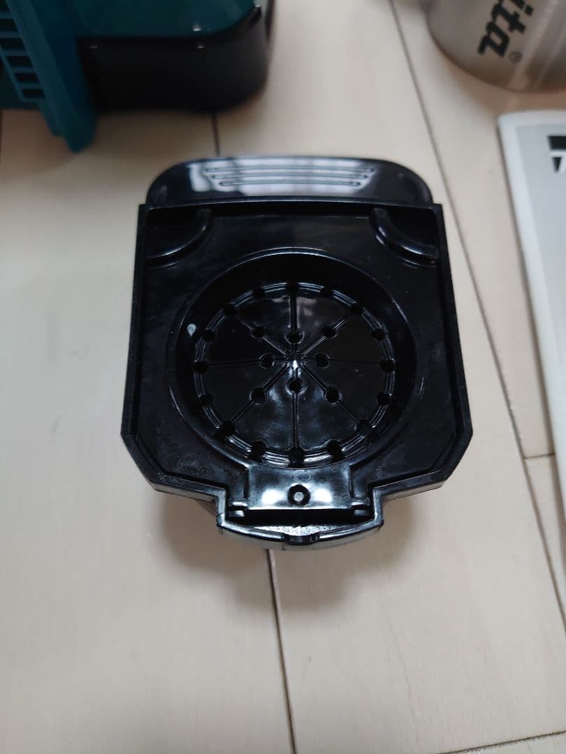 Makita 充電式コーヒーメーカー（コードレス）すぐ使えます マキタケース付き