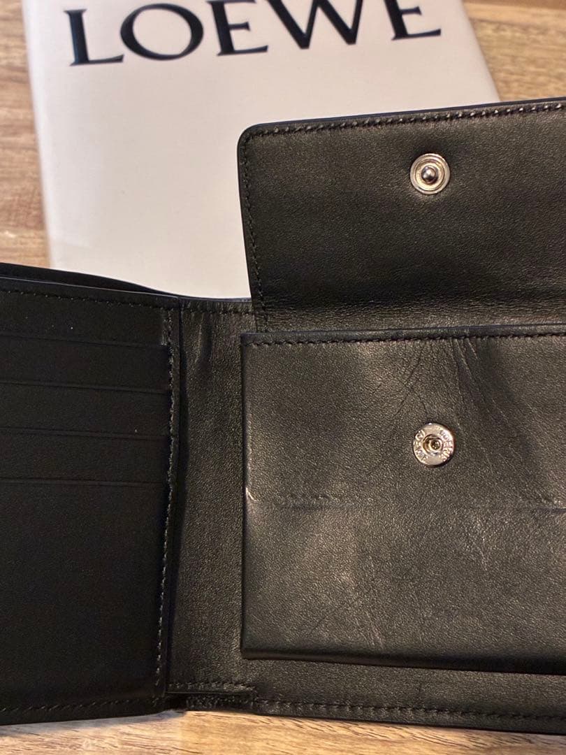 loewe パズル　バイフォールド　ウォレット　財布　ブラック